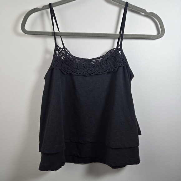 American Eagle Outfitters Black Cropped Lace Camisole - Picture 1 of 5